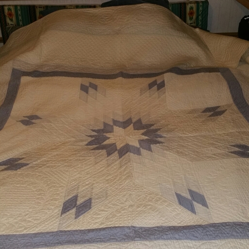 Vintage Quilt.Star of Texas. Queen size.